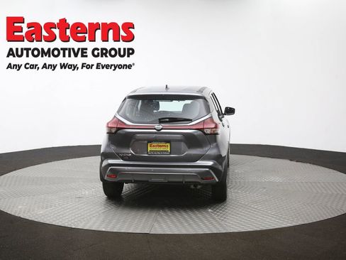 Used 2023 Nissan Kicks S image 38