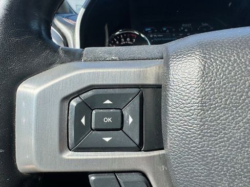 Used 2019 Ford F150 Platinum w/ Equipment Group 701A Luxury AWD/4WD image 19