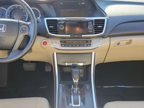Used 2015 Honda Accord EX-L image 30