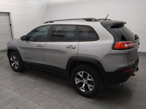 Used 2015 Jeep Cherokee Trailhawk w/ Cold Weather Group AWD/4WD image 3