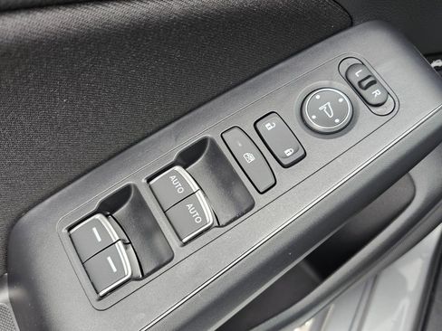 Used 2025 Honda Civic Sport image 30