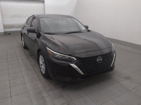 Used 2025 Nissan Sentra S FWD image 13