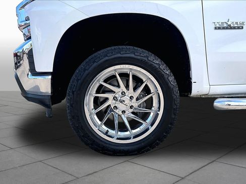 Used 2019 Chevrolet Silverado 1500 LT w/ Texas Edition RWD image 11