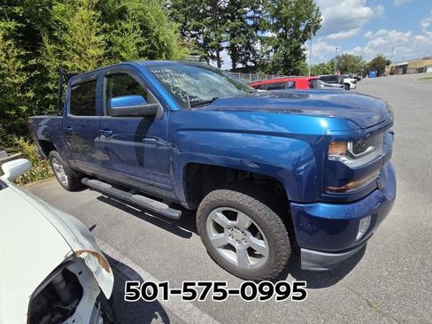 Used 2018 Chevrolet Silverado 1500 LT w/ All Star Edition AWD/4WD image 3