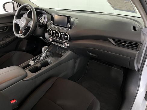 Used 2025 Nissan Sentra S image 26