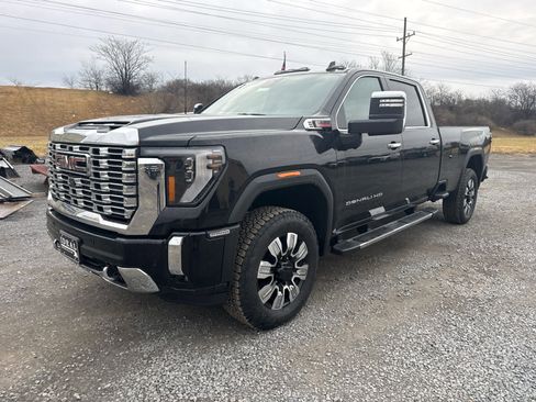 New 2025 GMC Sierra 2500 Denali w/ Denali Reserve Package image 1