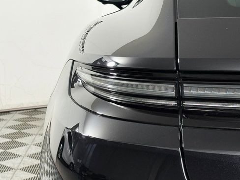Used 2026 Porsche Panamera 4 image 12