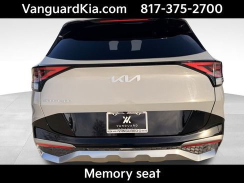 Certified 2024 Kia Sportage SX image 3