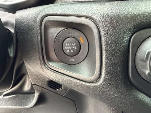 Used 2024 Jeep Wrangler Unlimited Sport AWD/4WD image 34