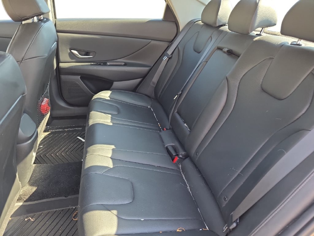 Used 2024 Hyundai Elantra Limited FWD image 12