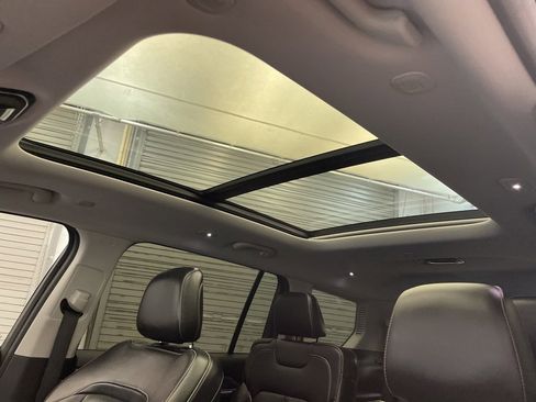 Used 2021 Jeep Grand Cherokee L Limited image 20