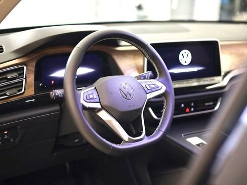 New 2026 Volkswagen Atlas SE AWD/4WD image 12