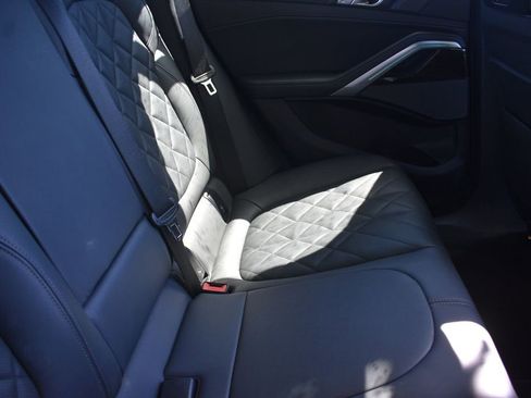 Used 2025 BMW X6 xDrive40i AWD/4WD image 28