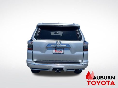 Used 2018 Toyota 4Runner Limited AWD/4WD image 6