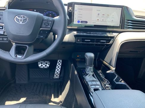 Used 2026 Toyota Camry XSE FWD image 25
