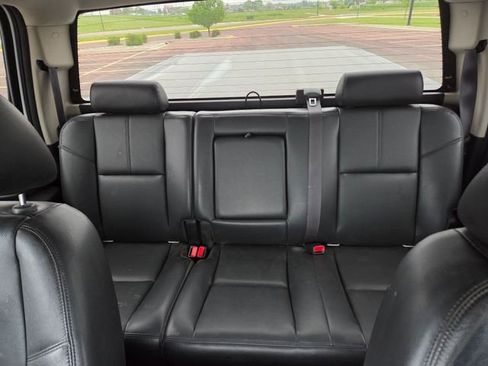 Used 2013 GMC Sierra 2500 SLT w/ Suspension Package, Off-Road AWD/4WD image 27
