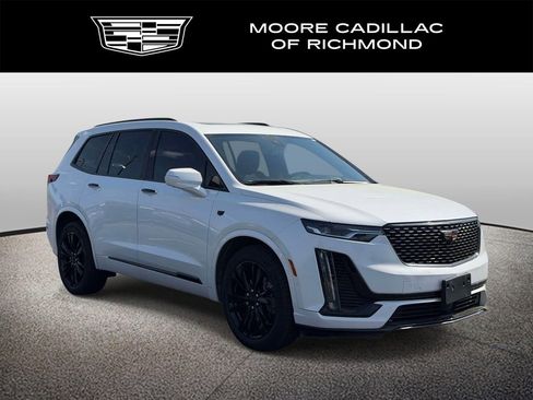 Certified 2022 Cadillac XT6 Premium Luxury w/ Technology Package AWD/4WD image 1