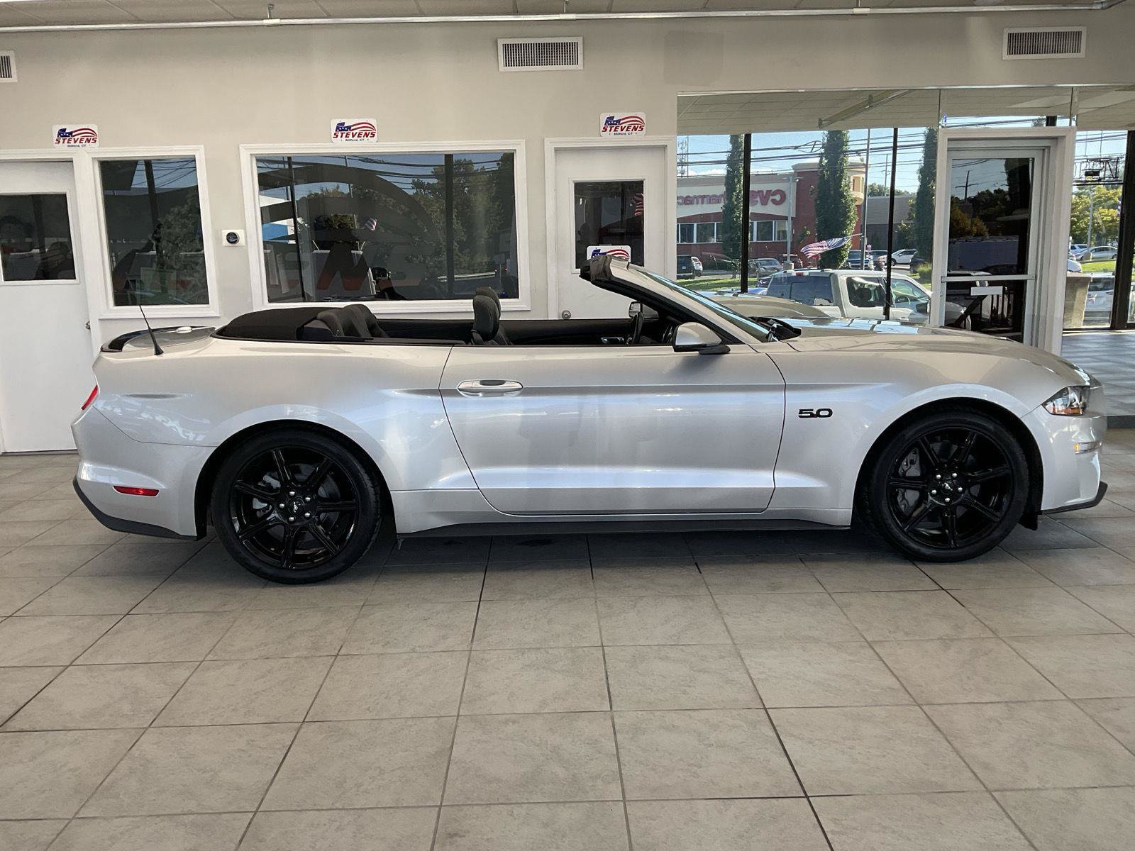 Used 2019 Ford Mustang GT Premium w/ Black Accent Package RWD image 18