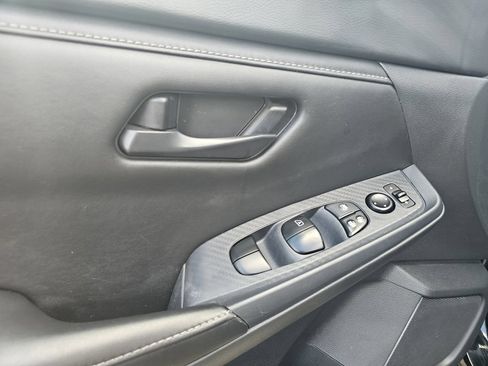 Used 2024 Nissan Sentra S FWD image 15