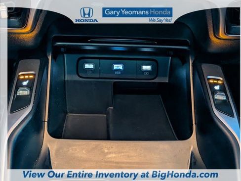 Used 2021 Kia Sorento S FWD image 26