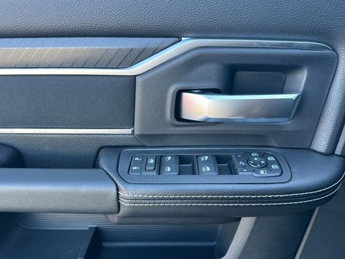 New 2026 RAM 2500 Big Horn AWD/4WD image 10