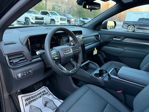 New 2026 GMC Terrain AT4 w/ LPO, Floor Liner Package image 13