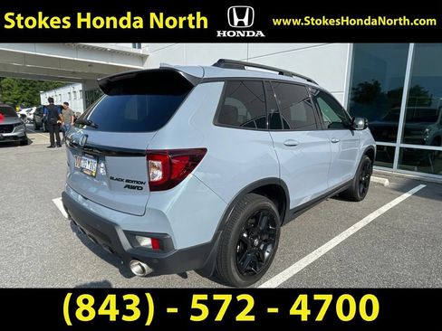 Used 2025 Honda Passport Black Edition image 4
