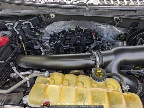 Used 2021 Ford Expedition XLT AWD/4WD image 33