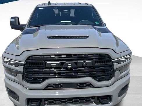 Used 2026 RAM 2500 Limited AWD/4WD image 1
