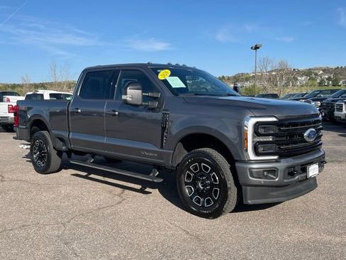 Used 2026 Ford F250 Platinum AWD/4WD image 8