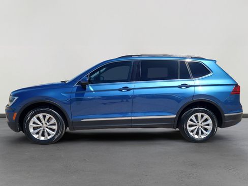 Used 2018 Volkswagen Tiguan SE image 2