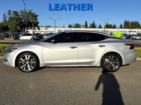 Used 2017 Nissan Maxima 3.5 SV FWD image 8