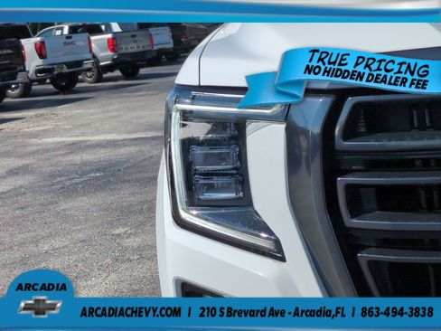 Used 2024 GMC Yukon XL AT4 w/ Max Trailering Package AWD/4WD image 10