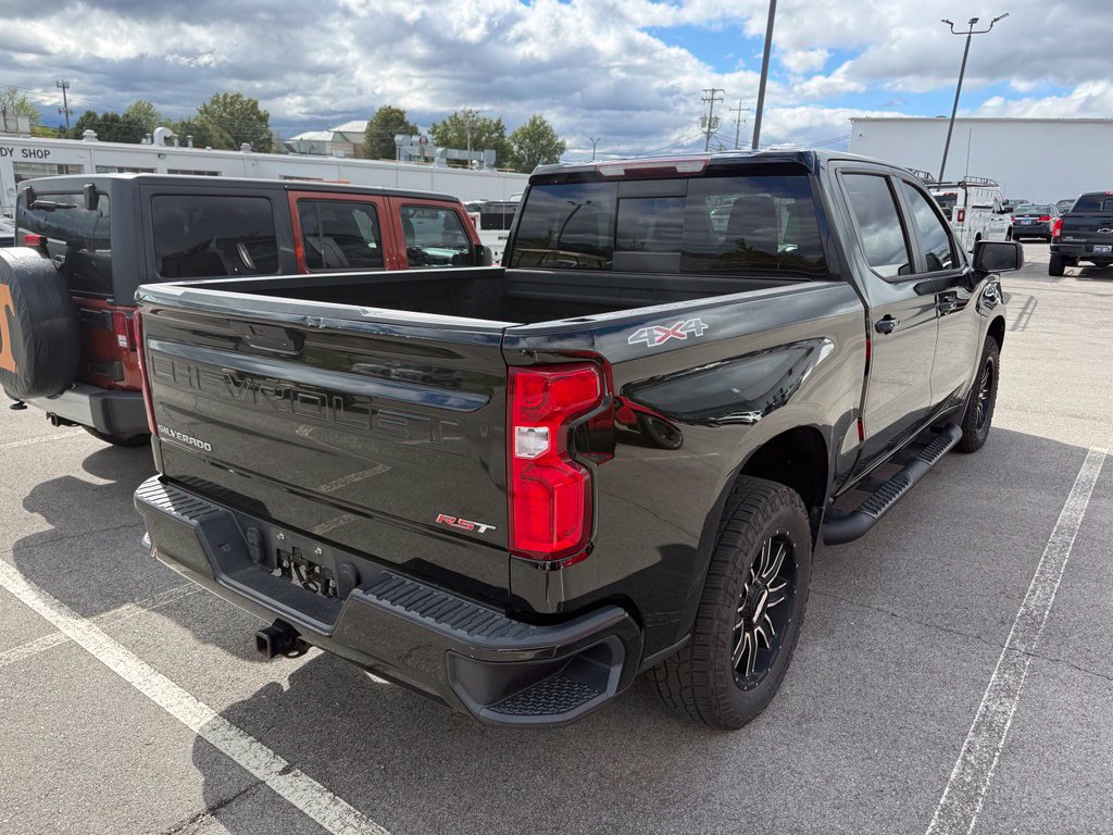 Used 2019 Chevrolet Silverado 1500 RST w/ All-Star Edition AWD/4WD image 3