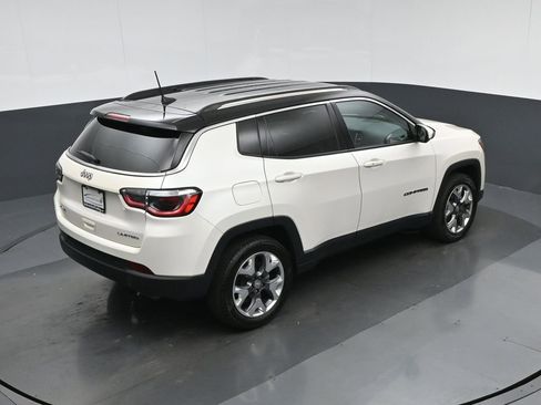 Used 2020 Jeep Compass Limited w/ Premium Lighting Group AWD/4WD image 57