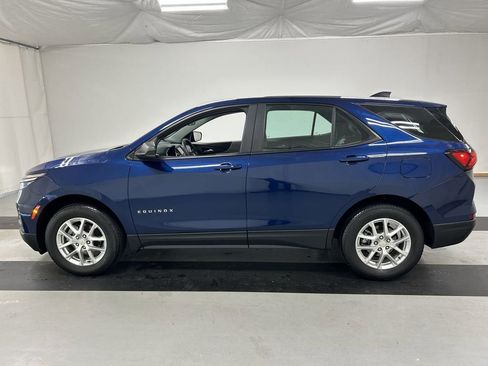 Used 2023 Chevrolet Equinox LS image 6