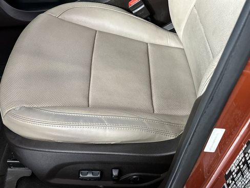 Used 2017 Hyundai Santa Fe Sport w/ 2.4L Tech Package 04 image 12