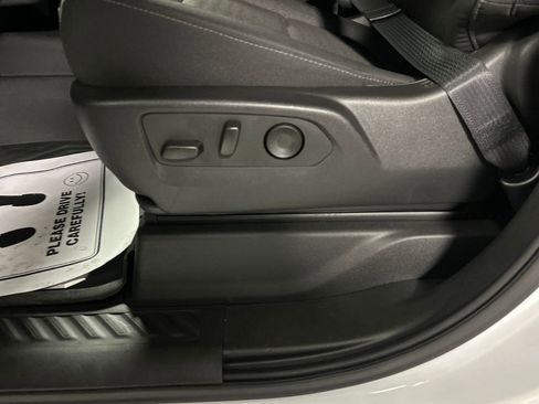 Used 2025 Chevrolet Silverado 1500 Custom Trail Boss image 13