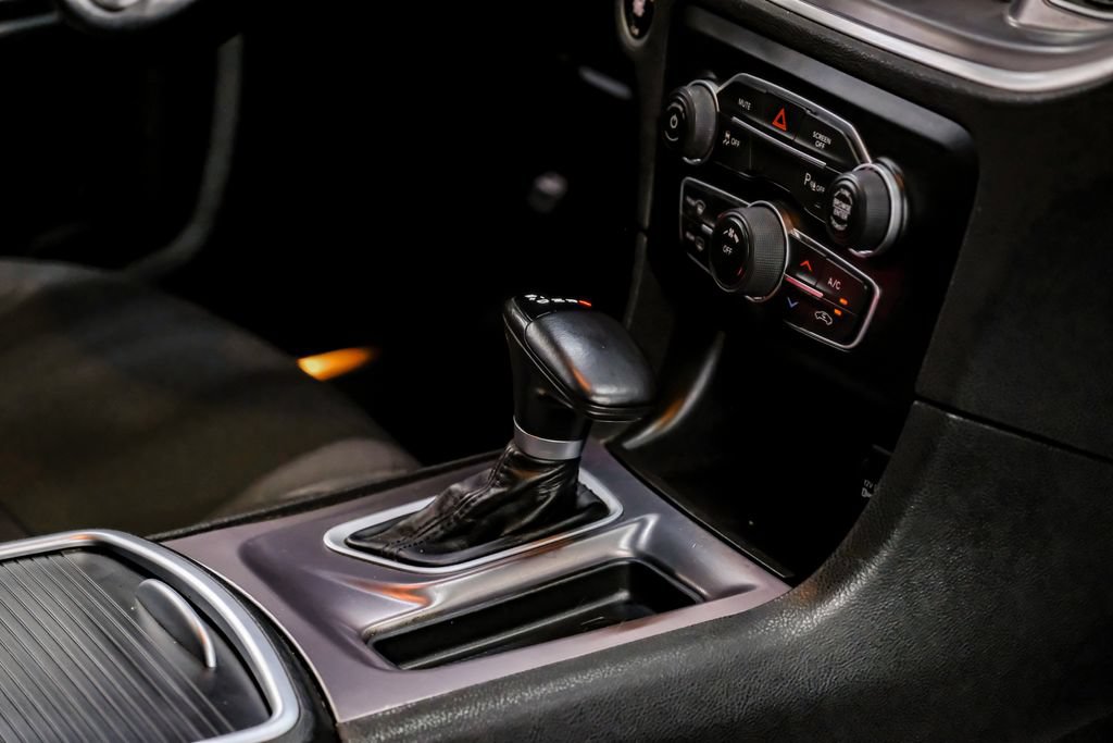 Used 2022 Dodge Charger SXT RWD image 24