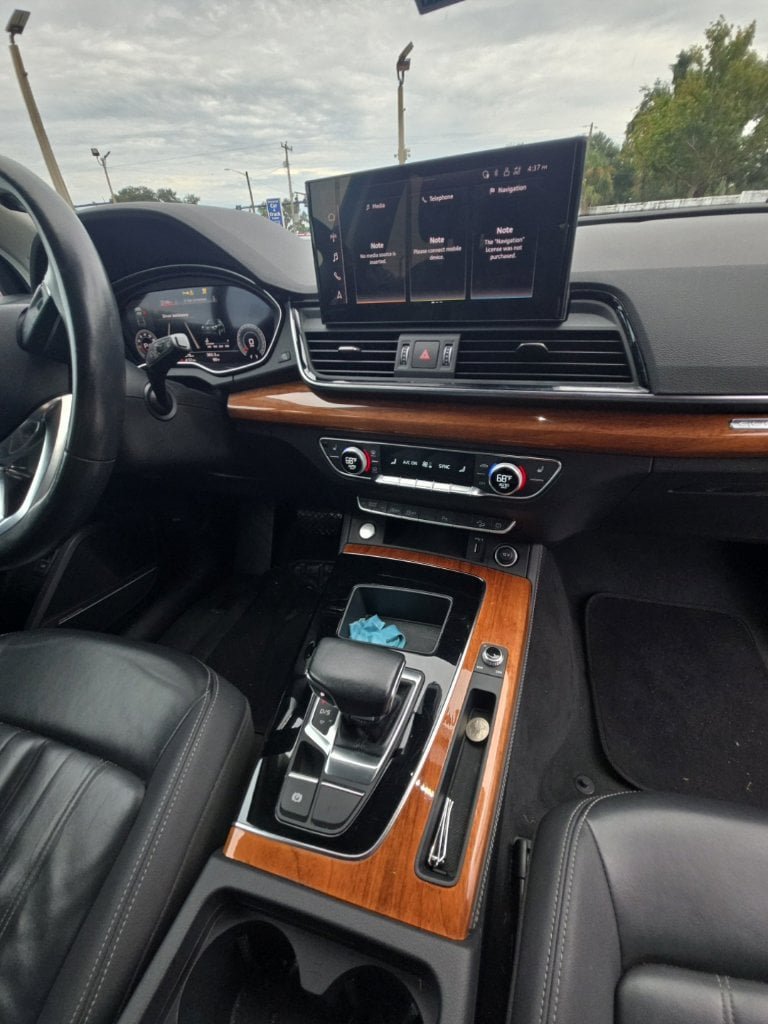 Used 2023 Audi Q5 2.0T Premium Plus AWD/4WD image 17