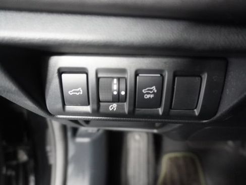 Certified 2025 Subaru Outback Onyx Edition AWD/4WD image 26