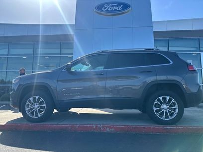Used 2021 Jeep Cherokee Latitude Lux w/ Sun & Sound Group