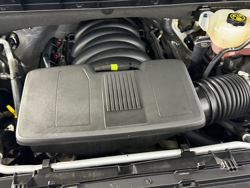 Used 2023 GMC Sierra 1500 SLE image 33