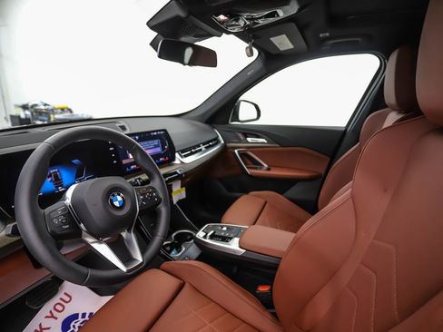 Used 2026 BMW X1 xDrive28i image 11