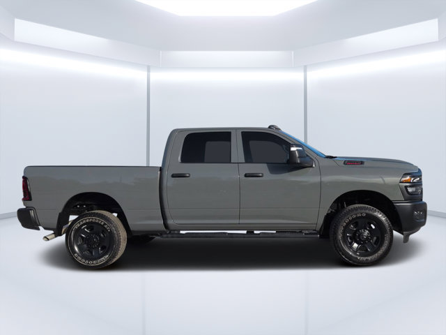 Used 2026 RAM 2500 Tradesman AWD/4WD image 2
