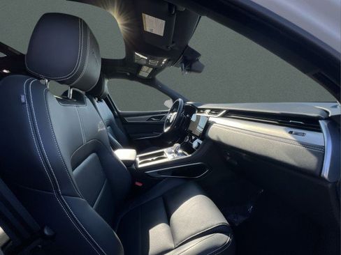 Used 2024 Jaguar F-PACE R-Dynamic S image 22