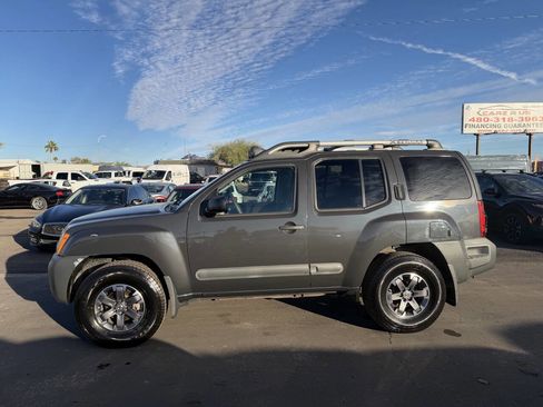 Used 2015 Nissan Xterra PRO-4X w/ Pro-4x Leather Package image 4