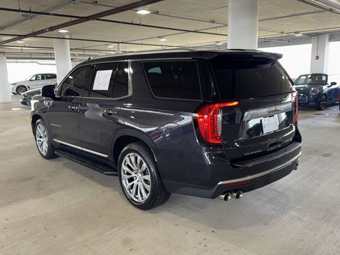 Used 2024 GMC Yukon Denali w/ Advanced Technology Package image 6
