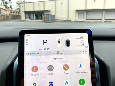 New 2026 Volvo EX30 Cross Country Ultra w/ Protection Package Premier image 19