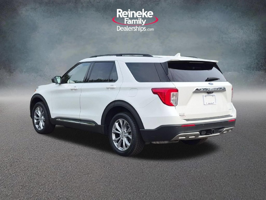 Used 2021 Ford Explorer XLT w/ Equipment Group 202A AWD/4WD image 9